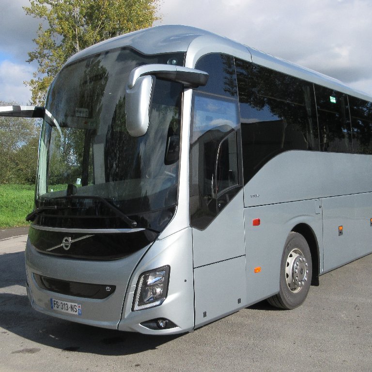 Reisbus aanbieder Sourdeval: Volvo