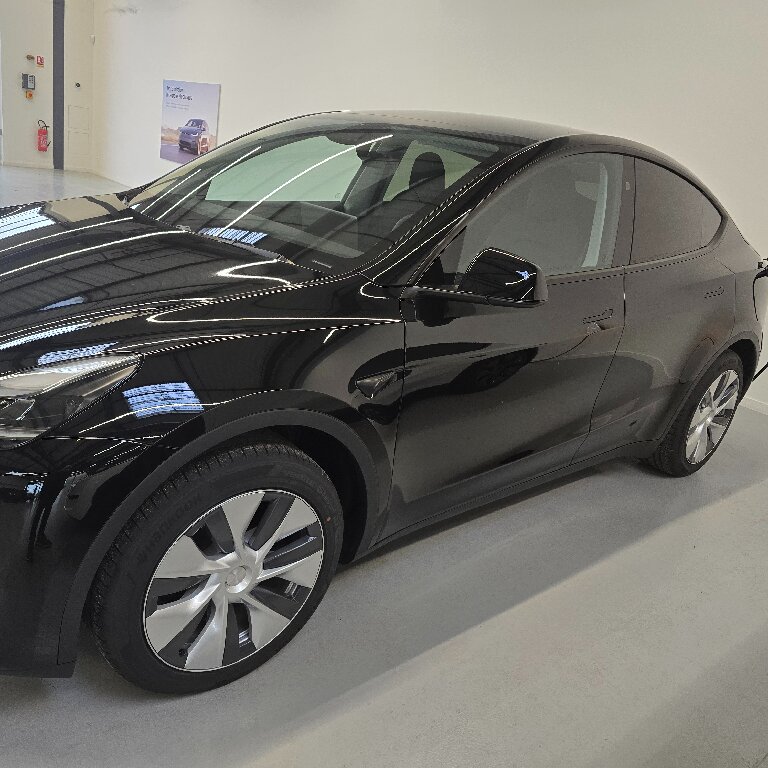 VTC: Tesla