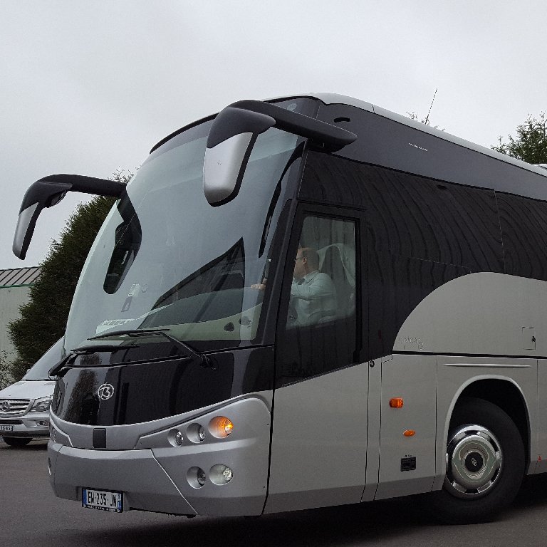 Coach provider Grentheville: Volvo