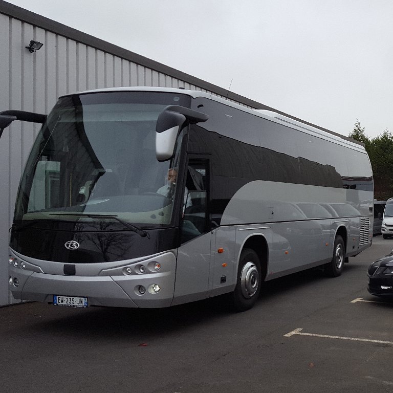 Coach provider Grentheville: Volvo