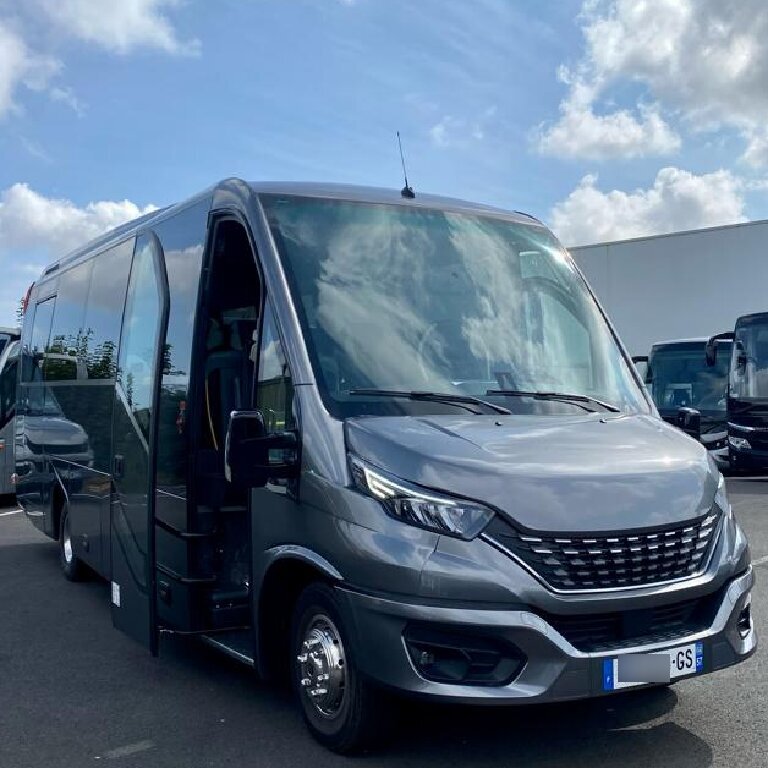 Coach provider Grentheville: Iveco