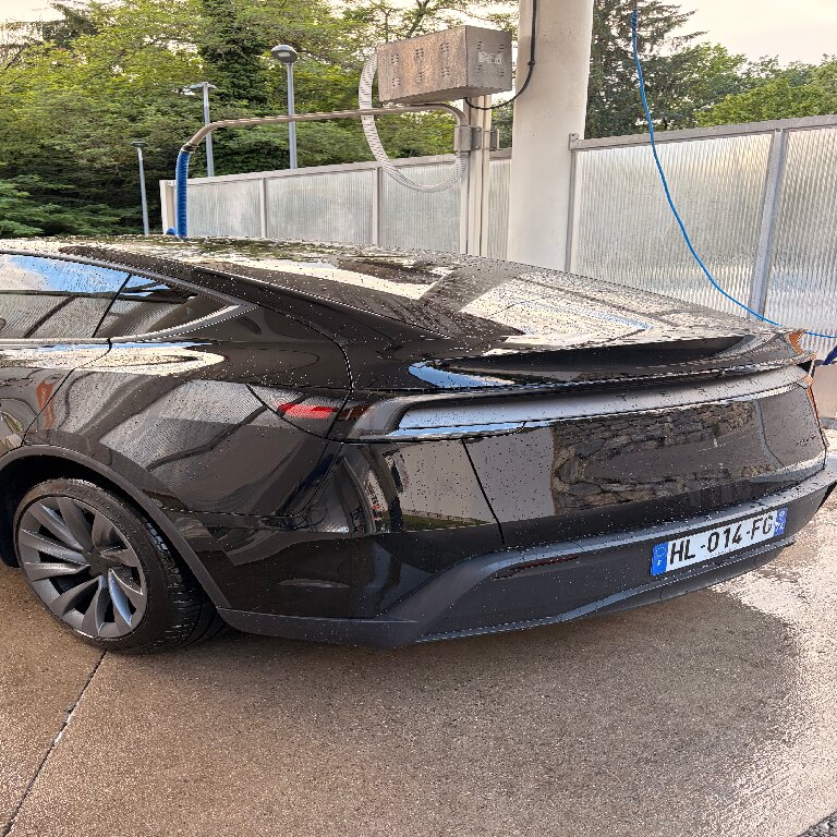 Taxi: Tesla