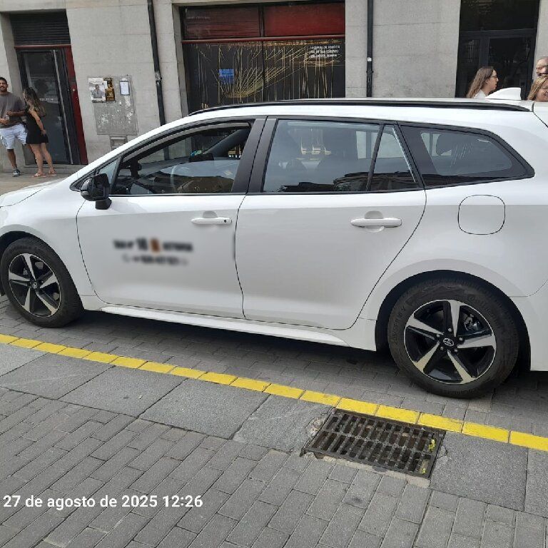 Taxi: Toyota