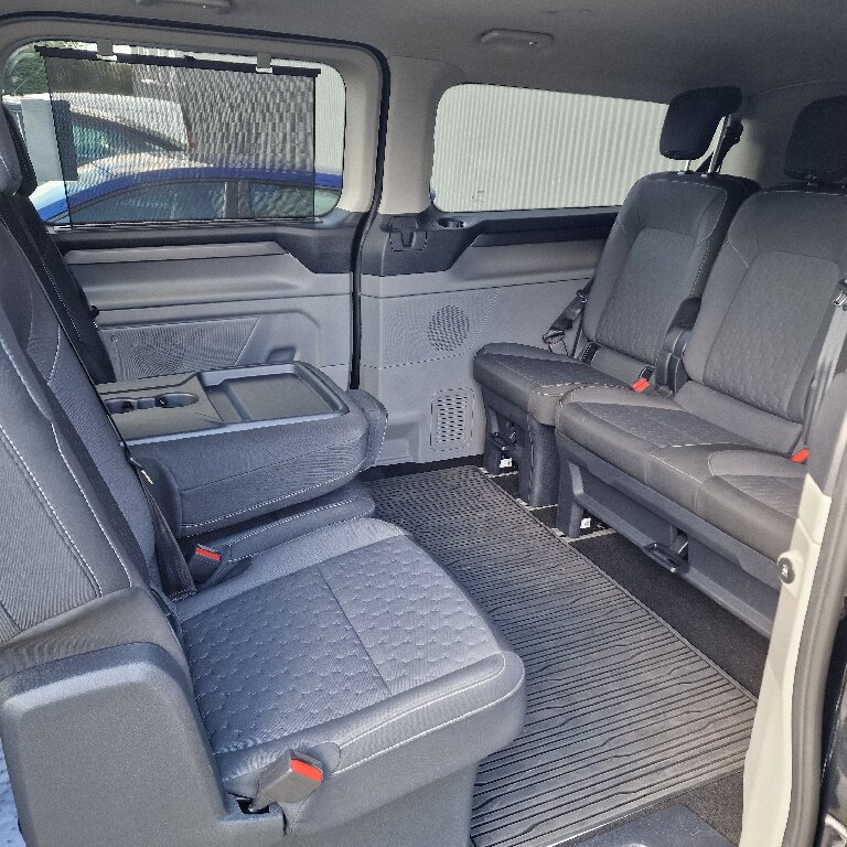 Taxi: Ford USA