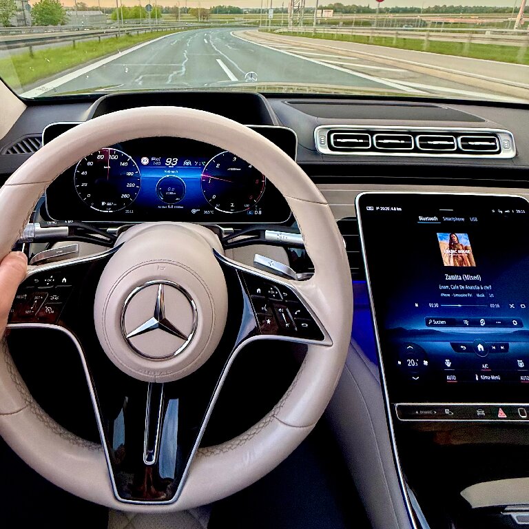 VTC: Mercedes