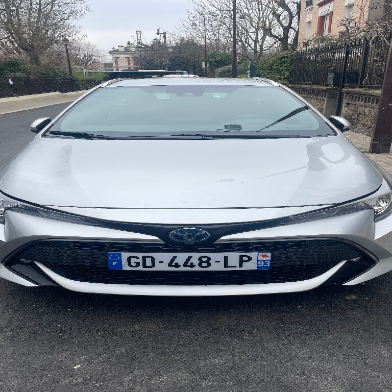 Mietwagen mit Fahrer: Toyota
