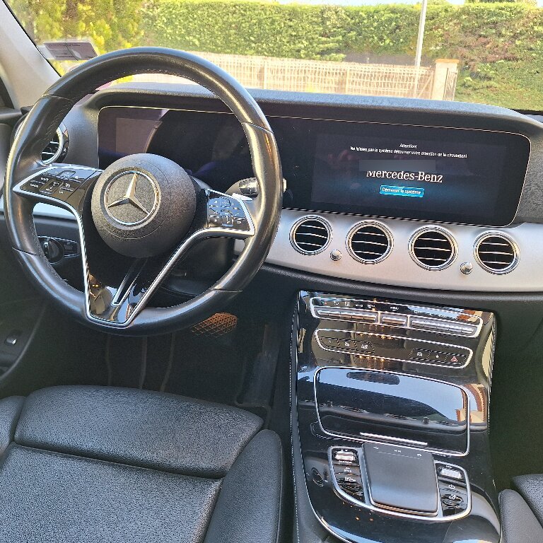 Mietwagen mit Fahrer: Mercedes