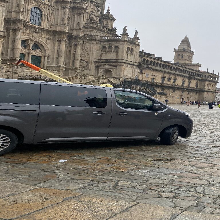 Taxi: Toyota