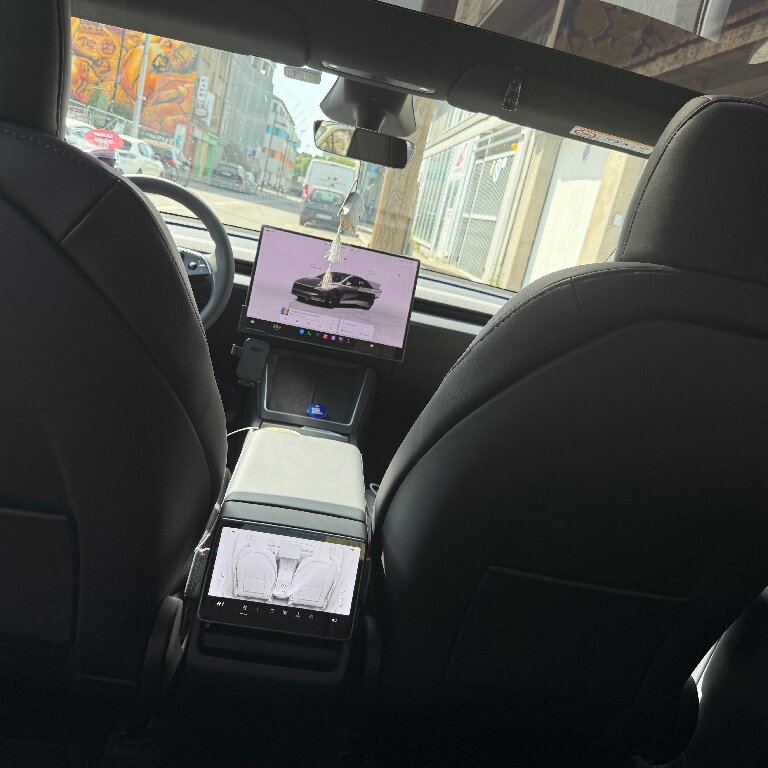 VTC: Tesla