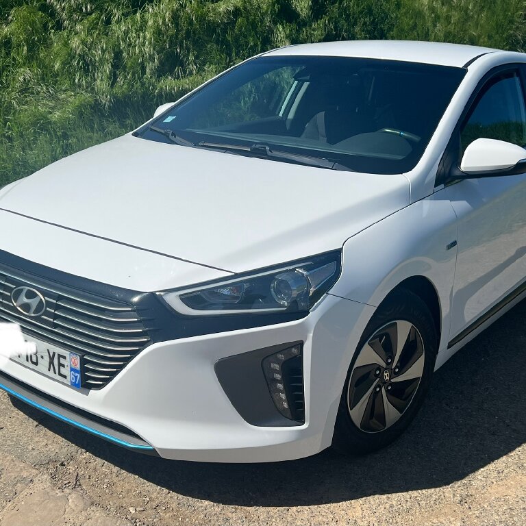 Mietwagen mit Fahrer: Hyundai