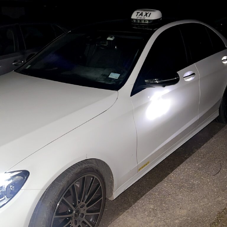 Taxi: Mercedes
