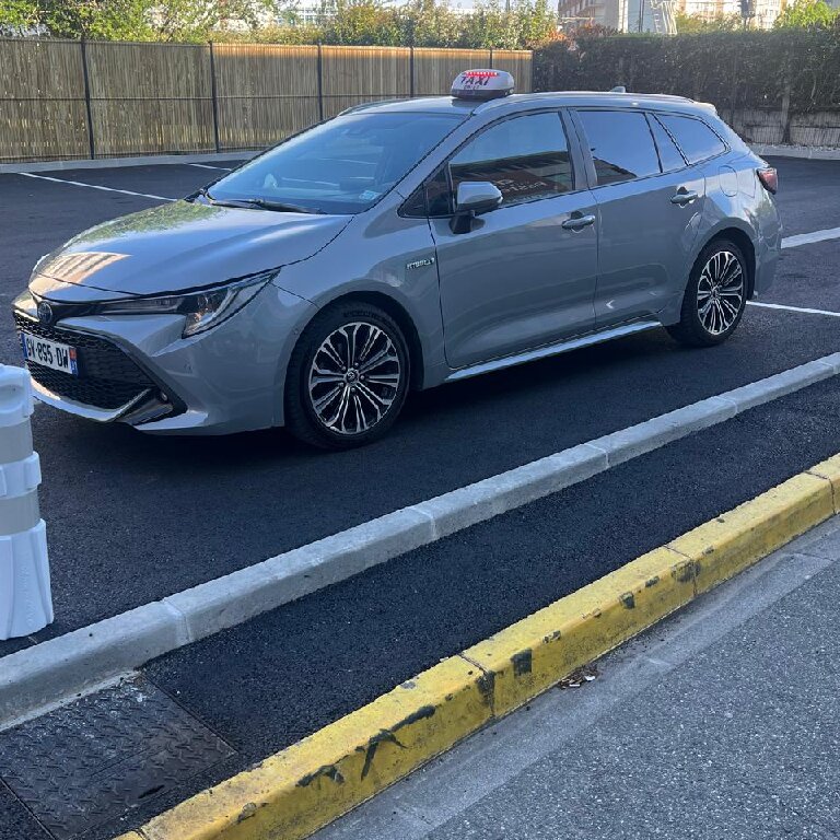 Taxi: Toyota