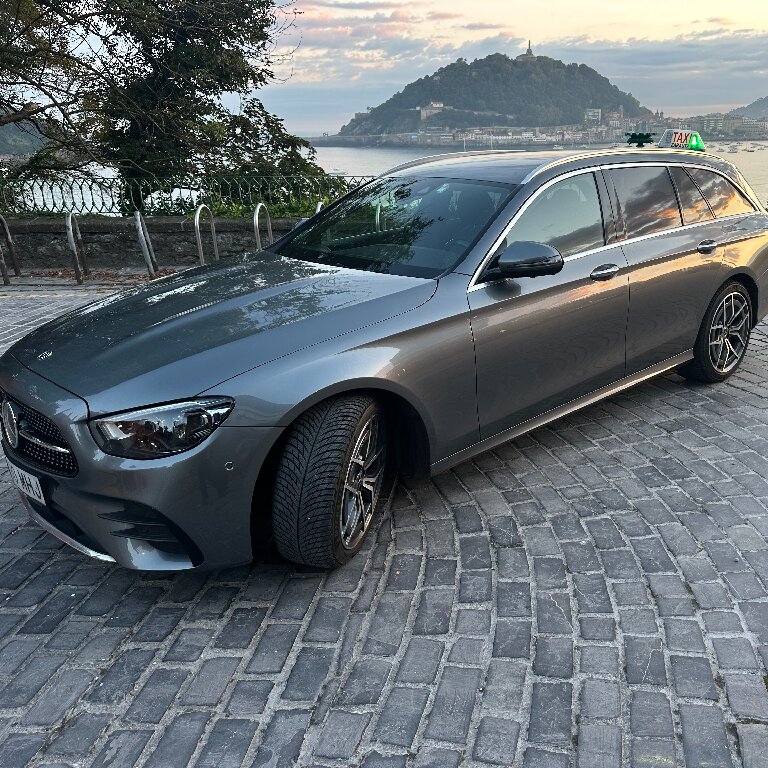 Taxi: Mercedes