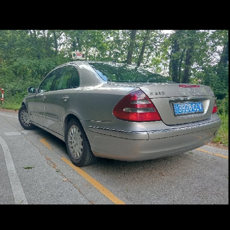 Taxi: Mercedes