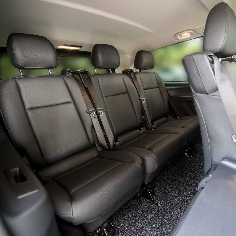 Mietwagen mit Fahrer: Mercedes