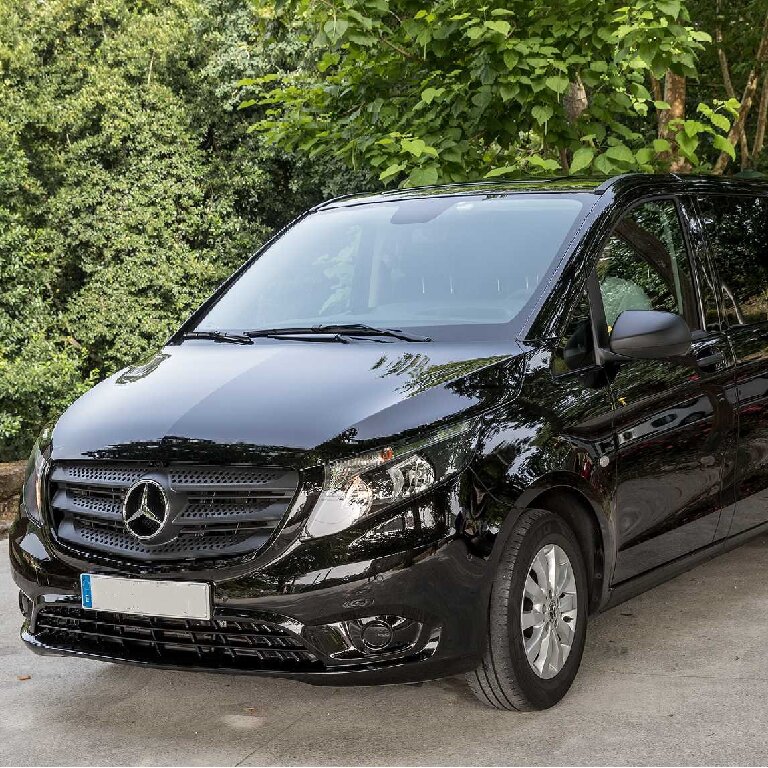 Mietwagen mit Fahrer: Mercedes