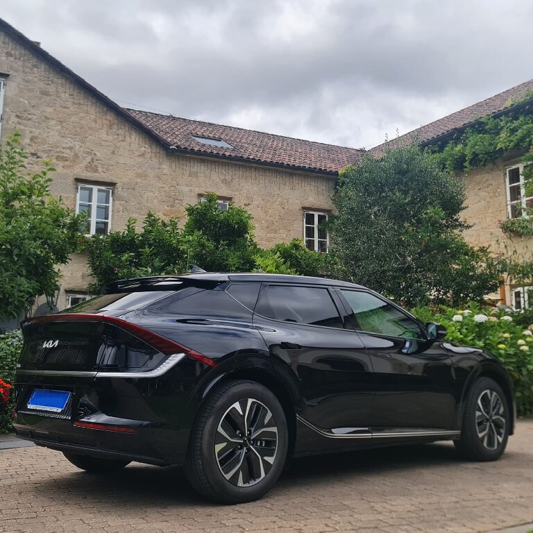 Mietwagen mit Fahrer: Kia