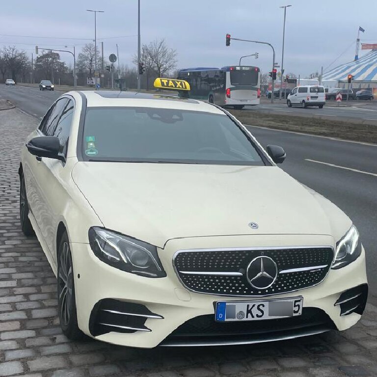 Taxi: Mercedes