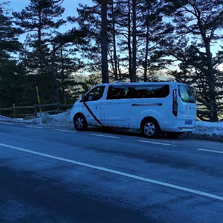 Taxi: Ford