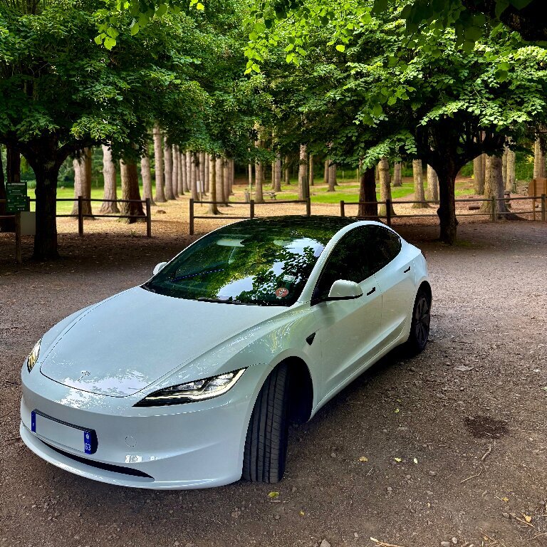 VTC: Tesla