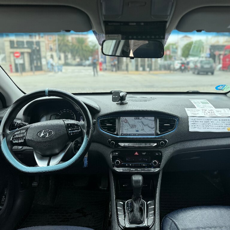 Taxi: Hyundai