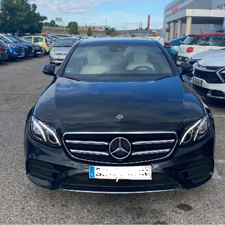 Mietwagen mit Fahrer: Mercedes