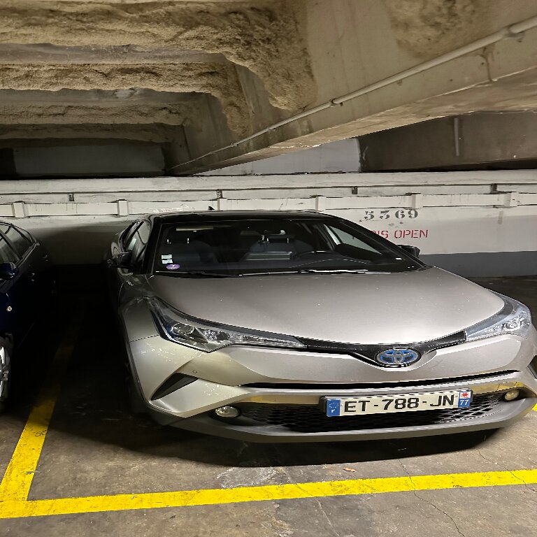Mietwagen mit Fahrer: Toyota