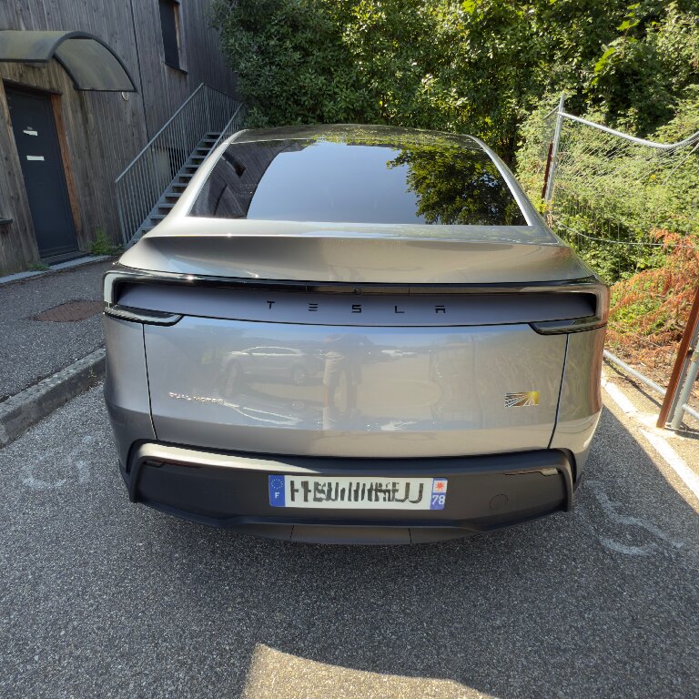 VTC: Tesla