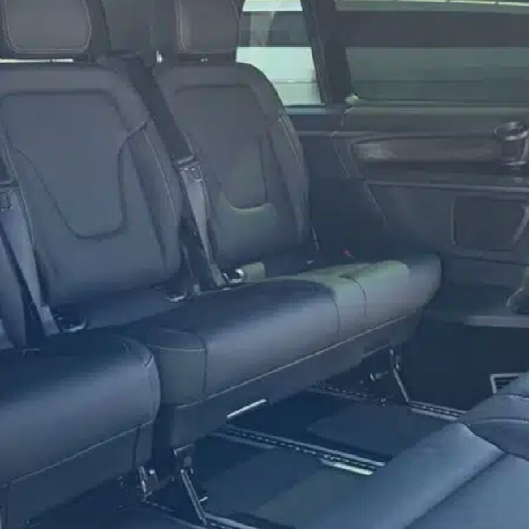 Mietwagen mit Fahrer: Mercedes