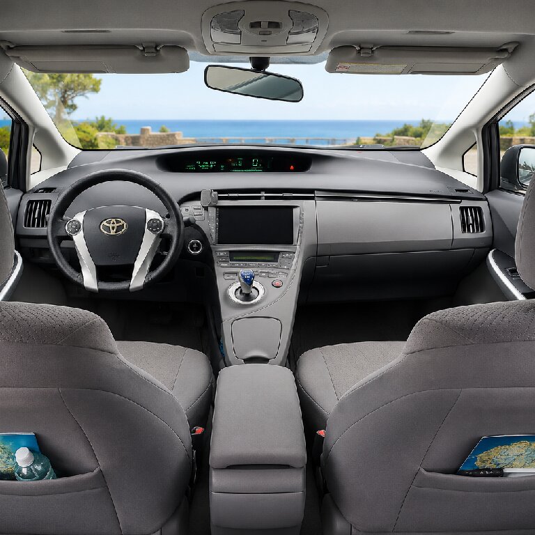 Mietwagen mit Fahrer: Toyota