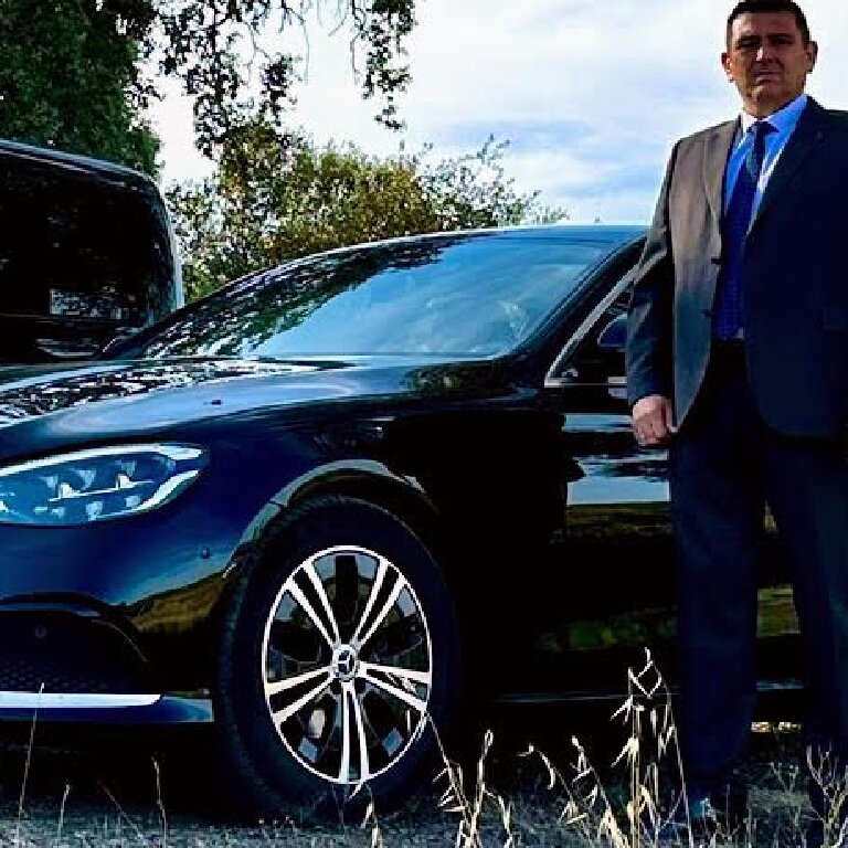Mietwagen mit Fahrer: Mercedes