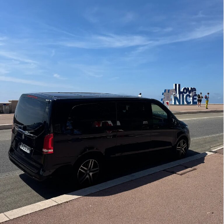 VTC: Mercedes