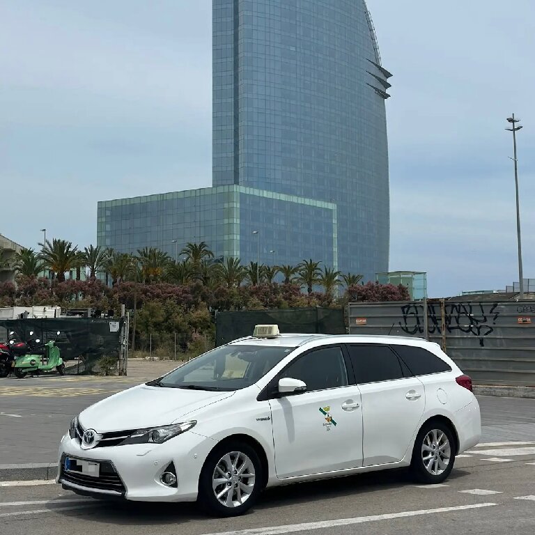 Taxi: Toyota