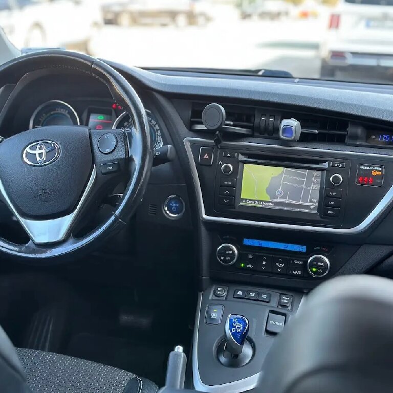 Taxi: Toyota