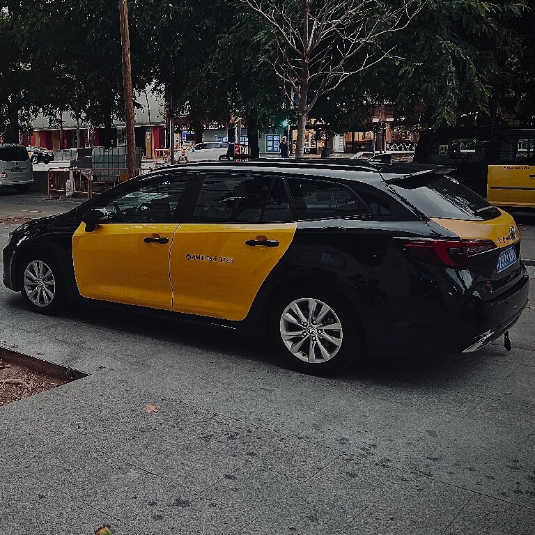 Taxi: Toyota