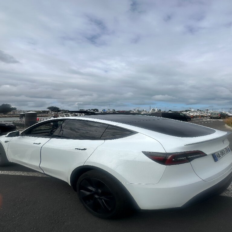 VTC: Tesla