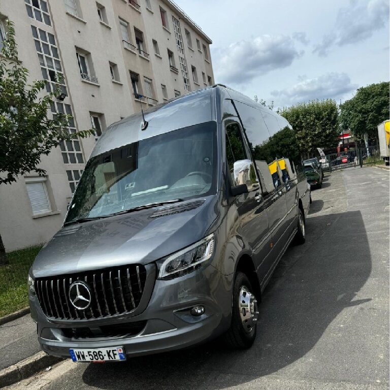 Operador de autocares: Mercedes