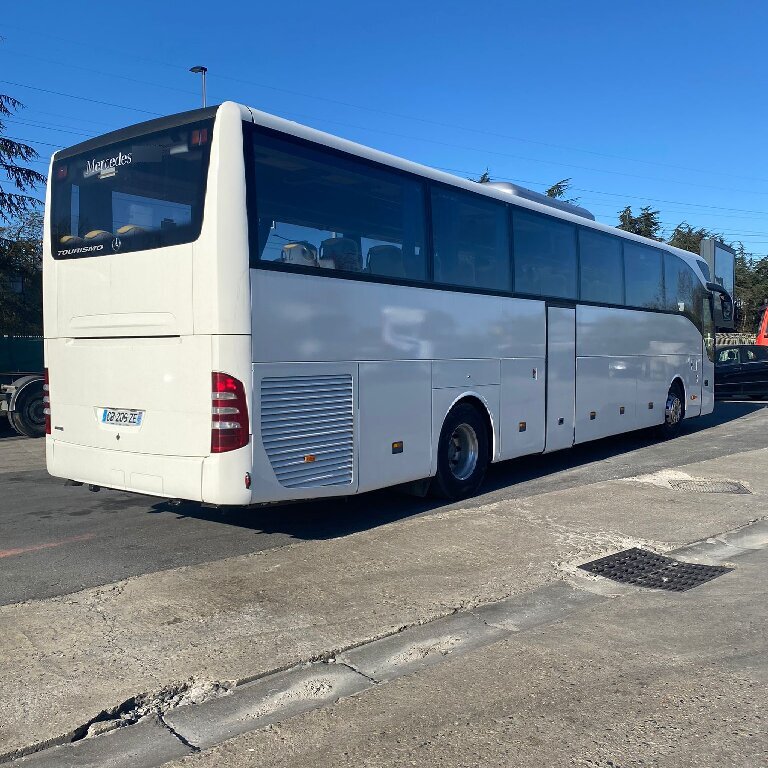 Operador de autocares: Mercedes
