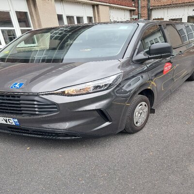 Taxi (Shuttle) in Lesquin