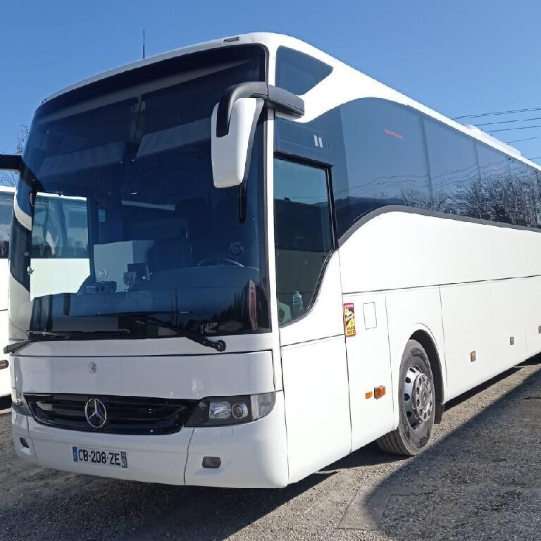 Operador de autocares: Mercedes