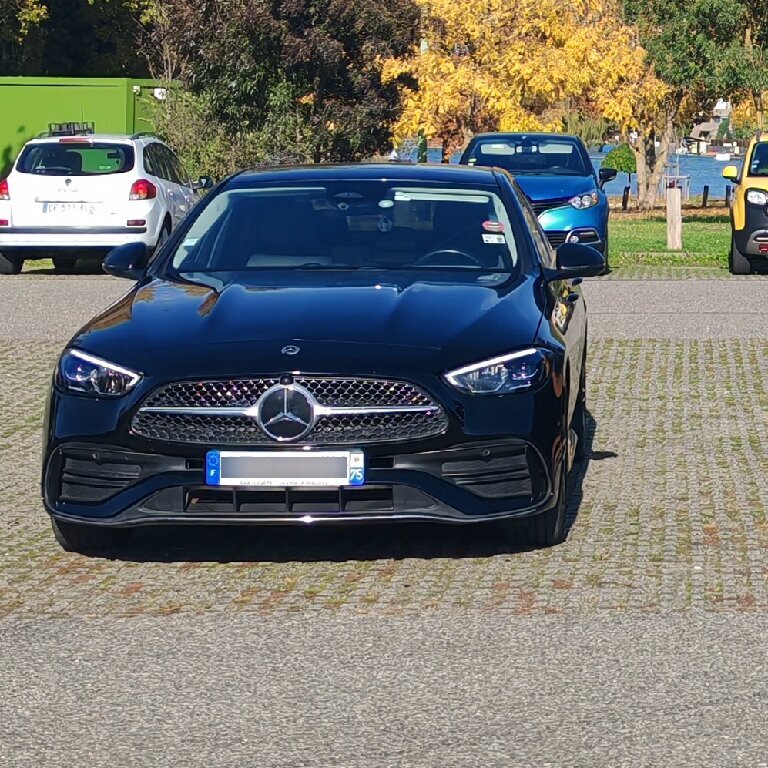 Mietwagen mit Fahrer: Mercedes