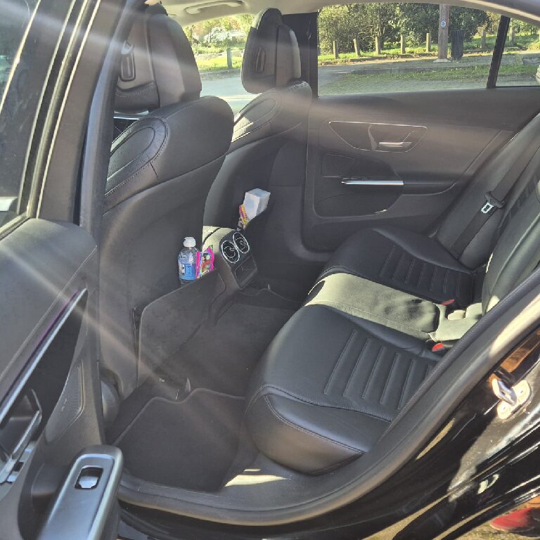 Mietwagen mit Fahrer: Mercedes