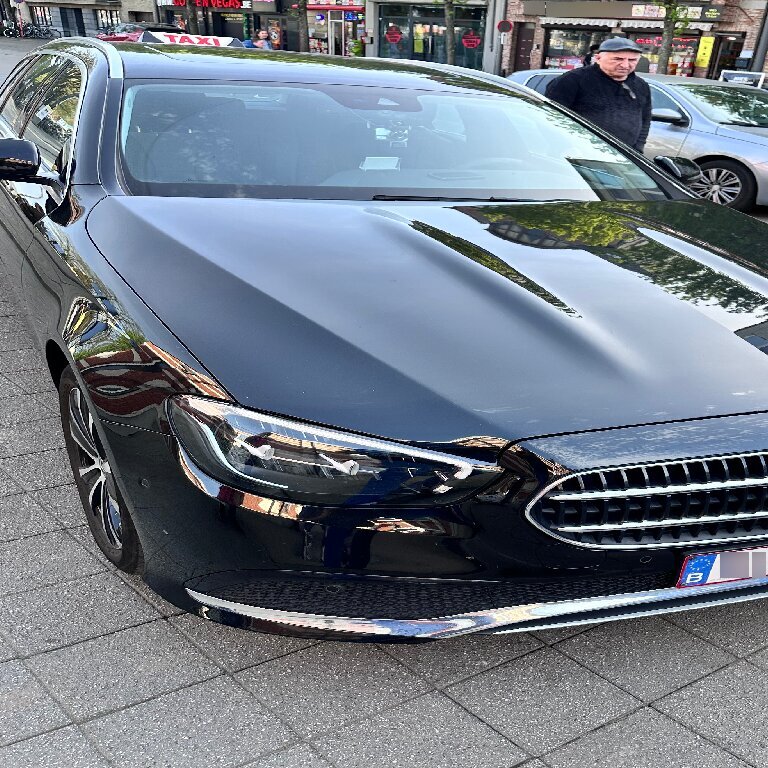 Taxi: Mercedes