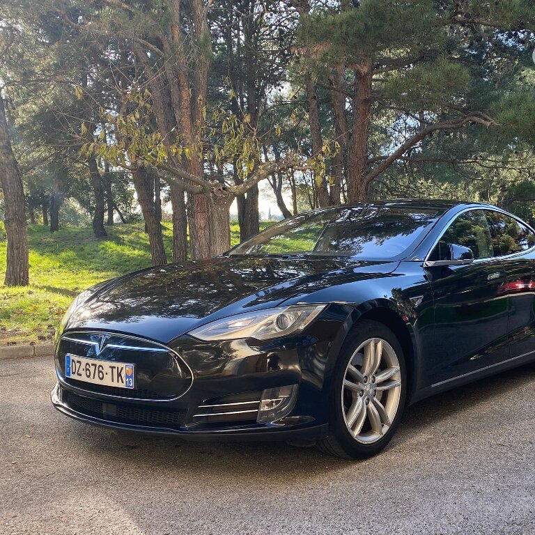 VTC: Tesla