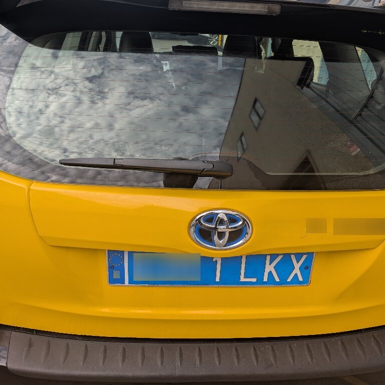 Taxi: Toyota