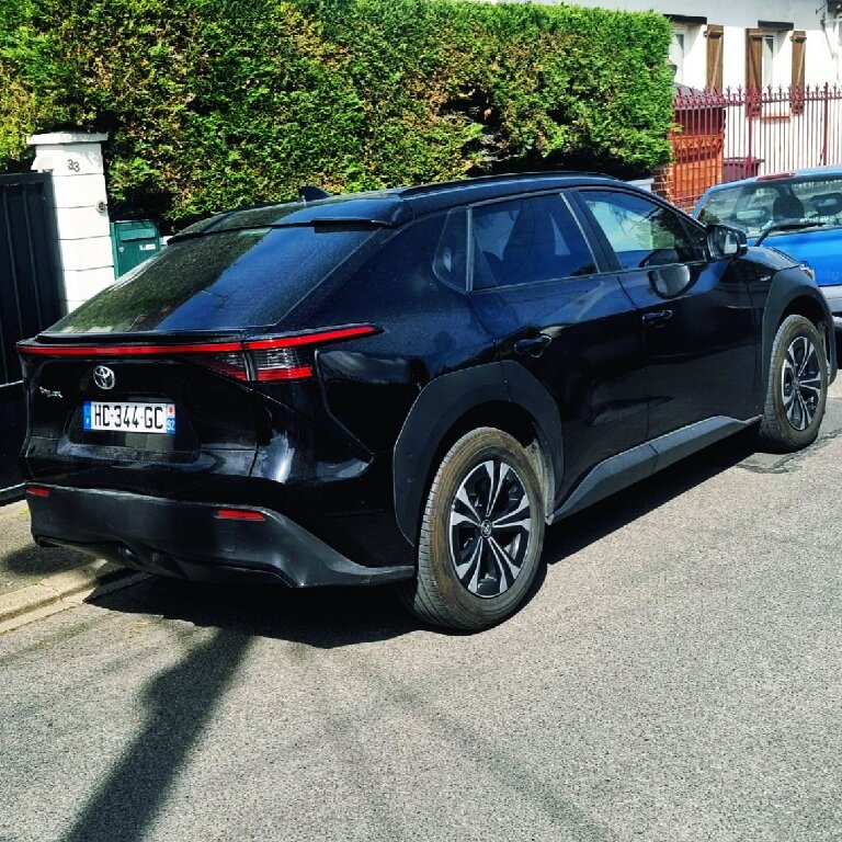 Mietwagen mit Fahrer: Toyota