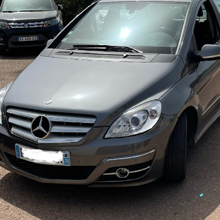 Taxi: Mercedes