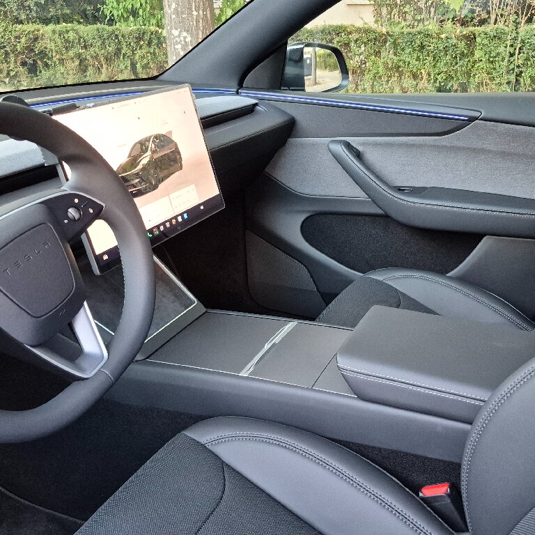 VTC: Tesla