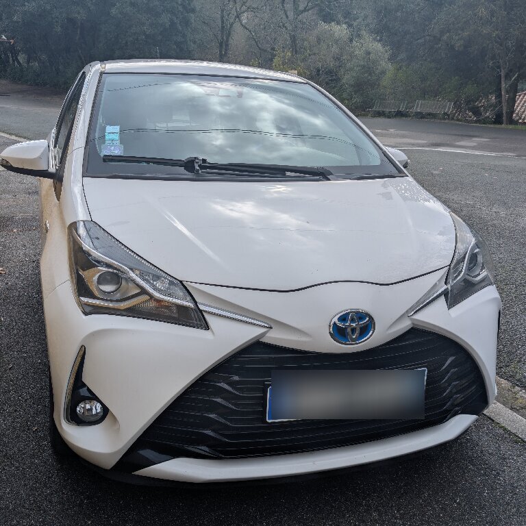 Mietwagen mit Fahrer: Toyota