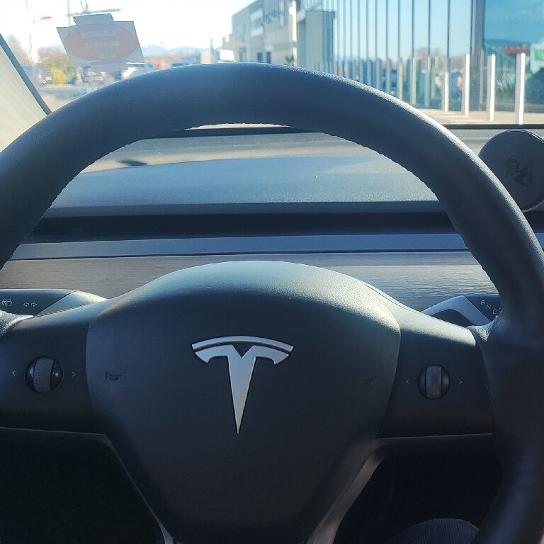 VTC: Tesla